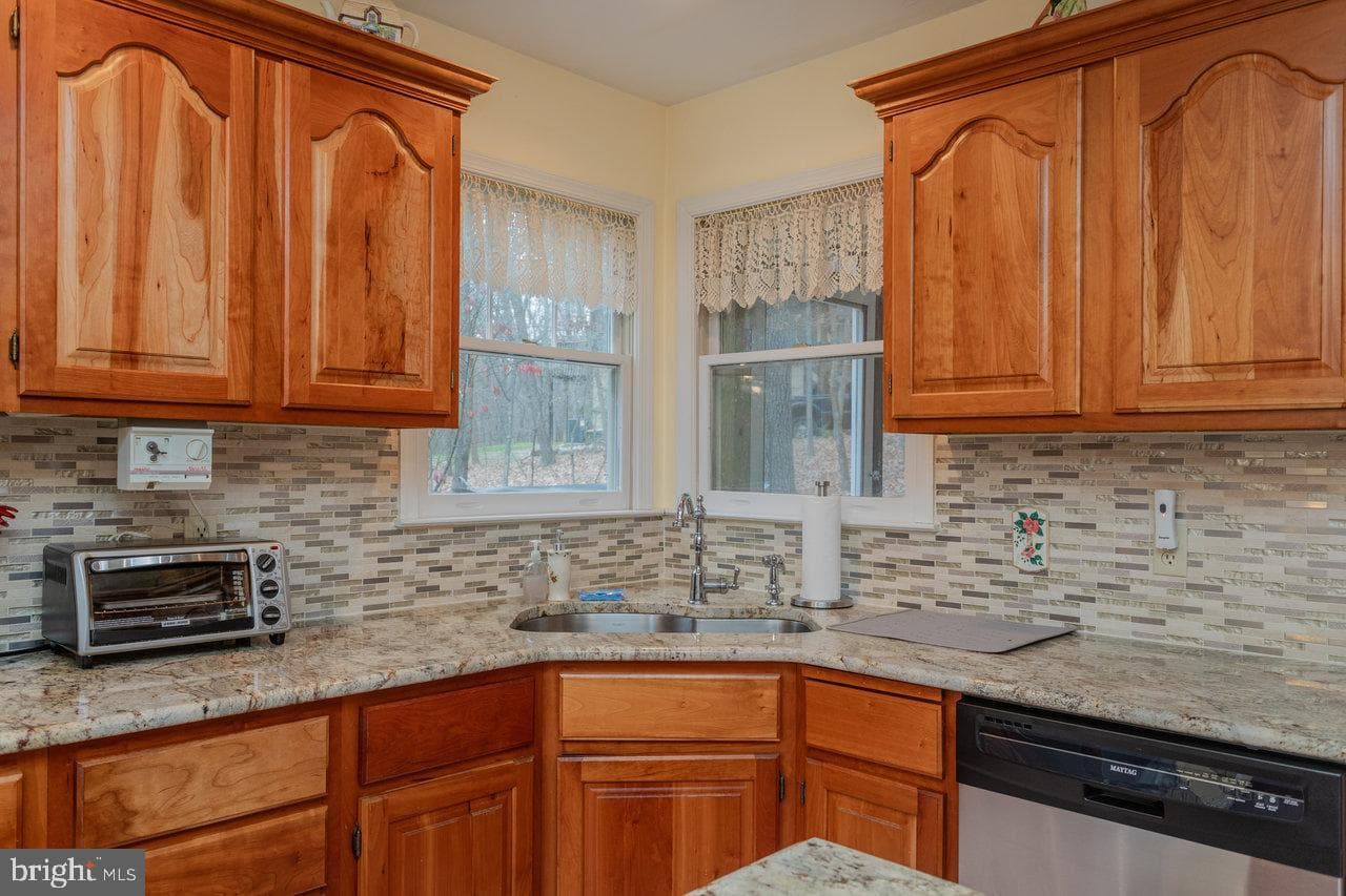 249 Pheasant Road photo 29