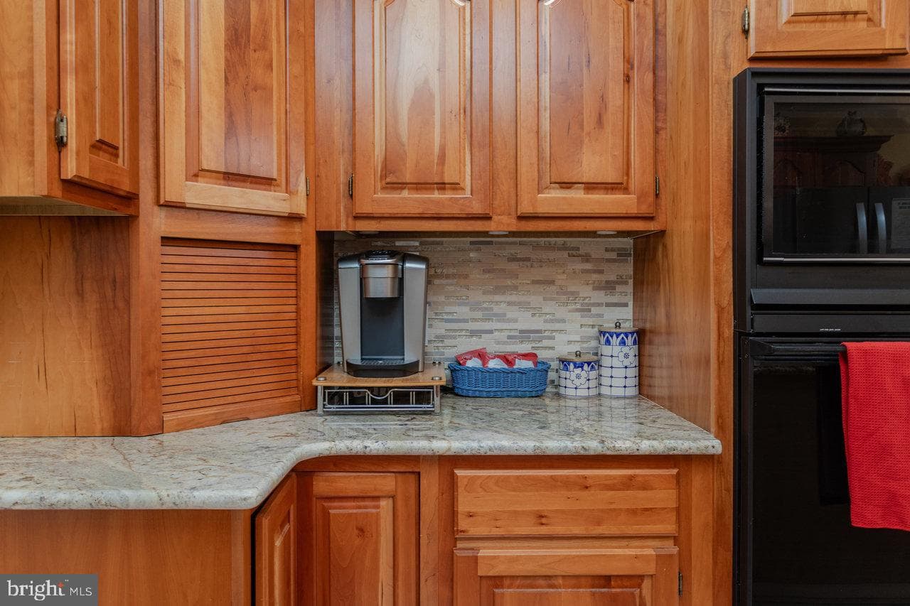 249 Pheasant Road photo 34