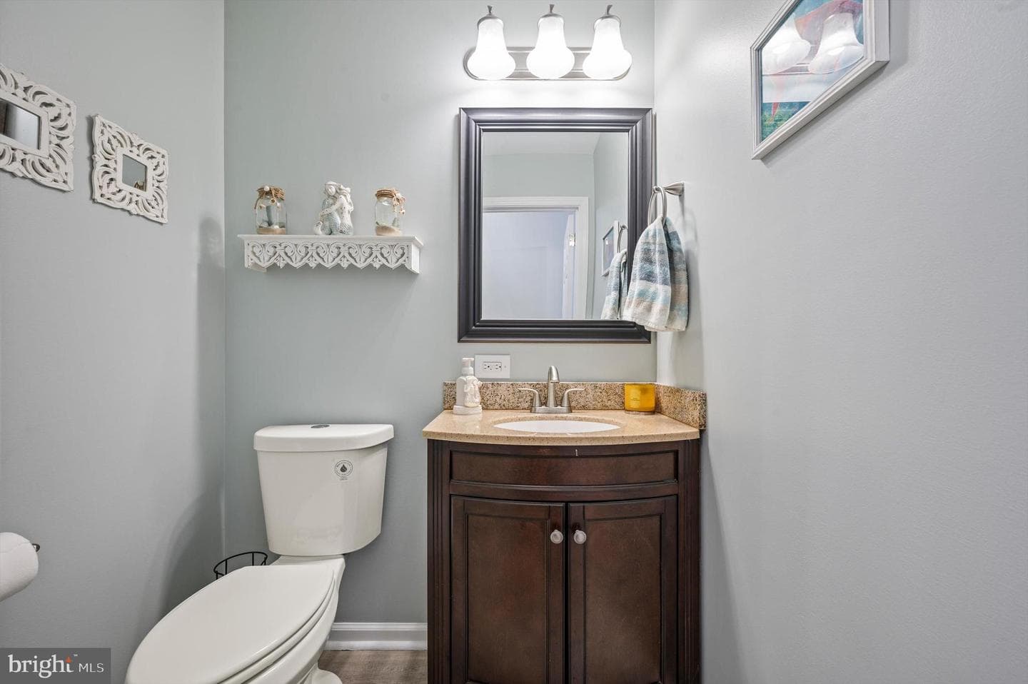 4470 Wiltshire Street photo 16
