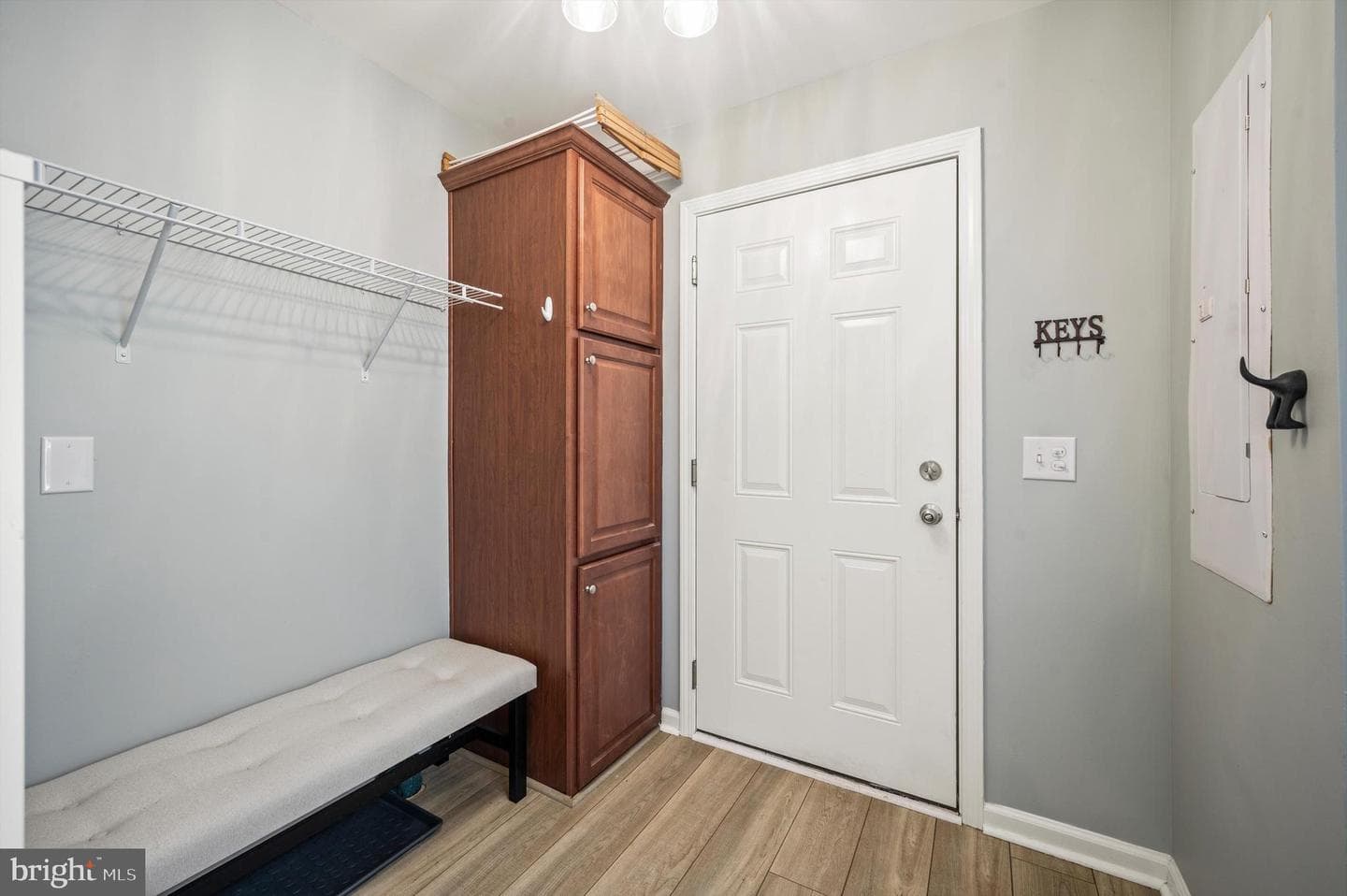 4470 Wiltshire Street photo 17