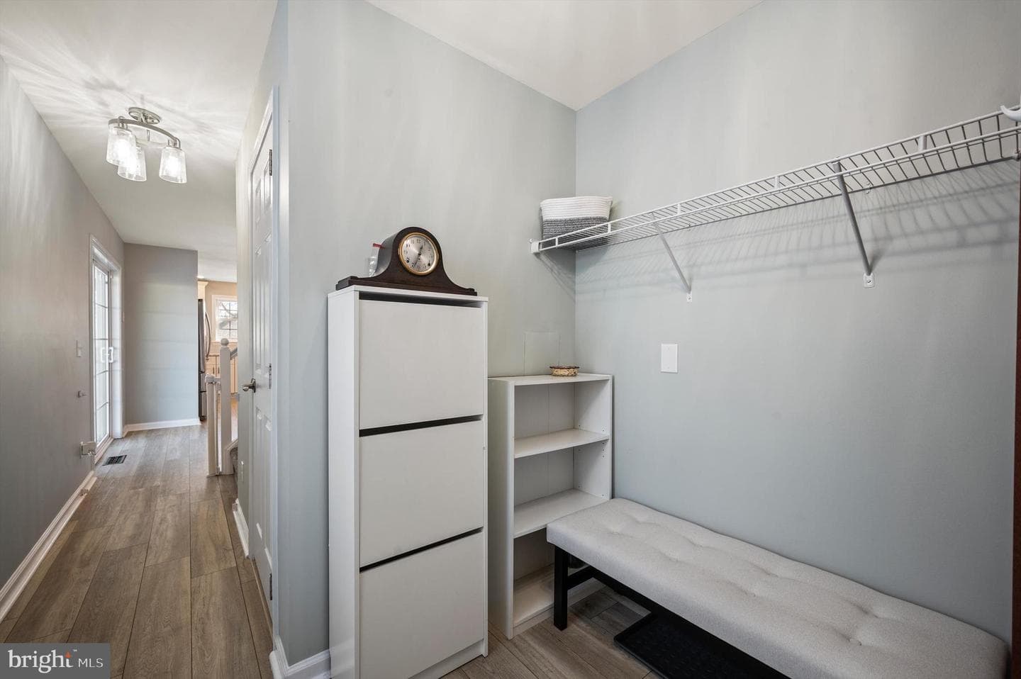 4470 Wiltshire Street photo 18