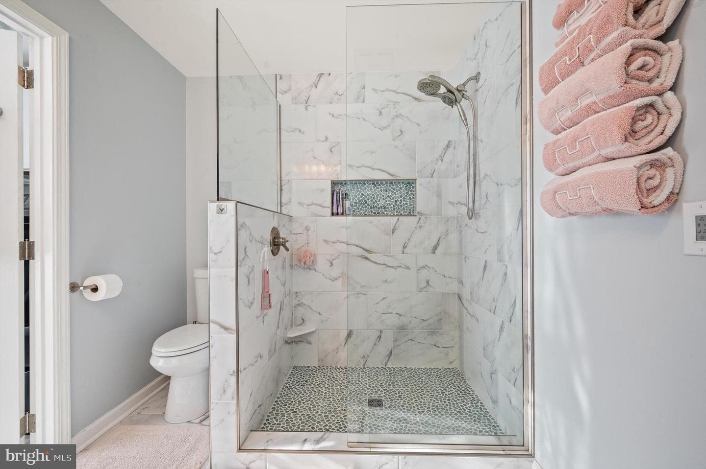 4470 Wiltshire Street photo 32