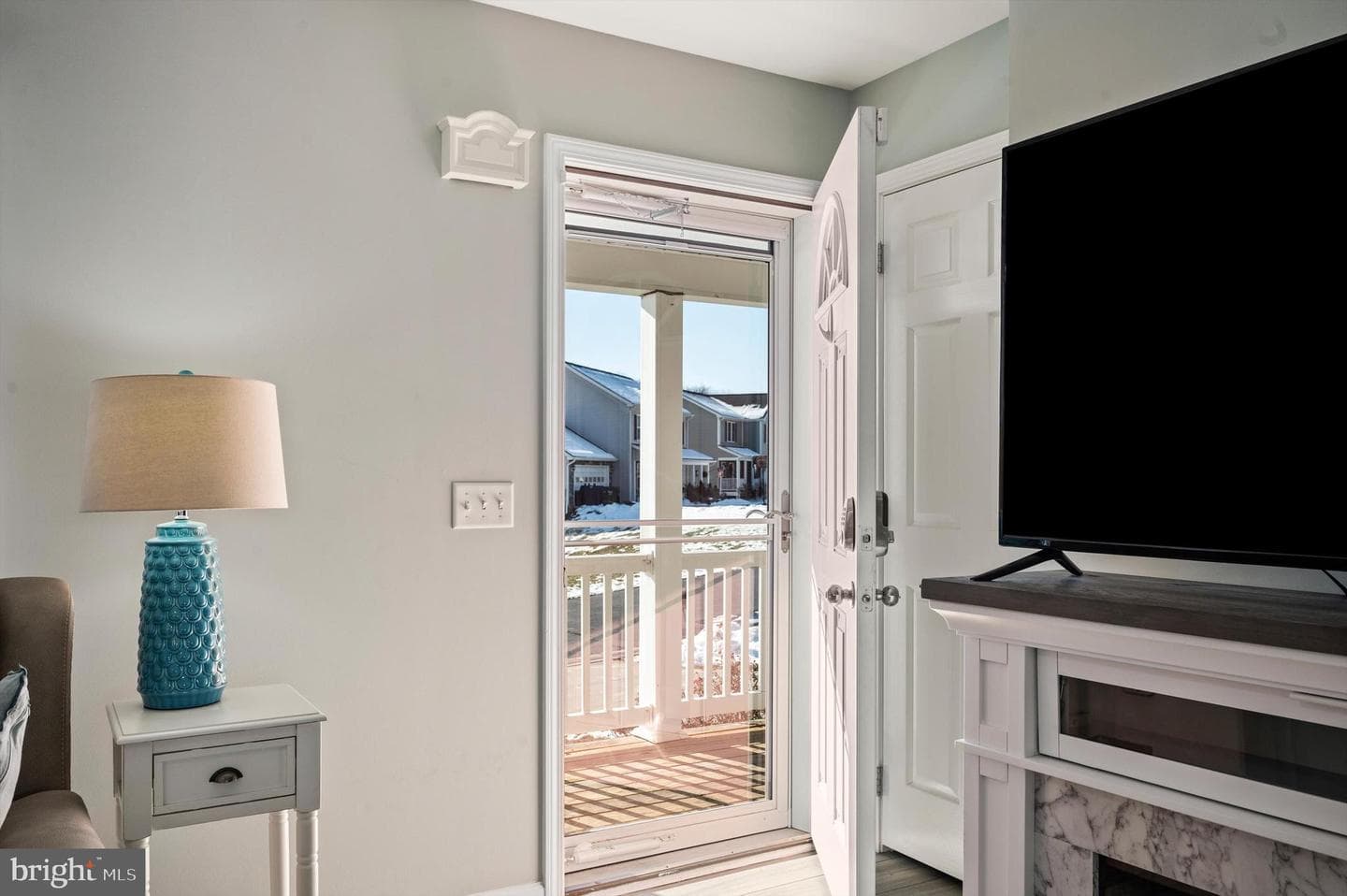 4470 Wiltshire Street photo 8