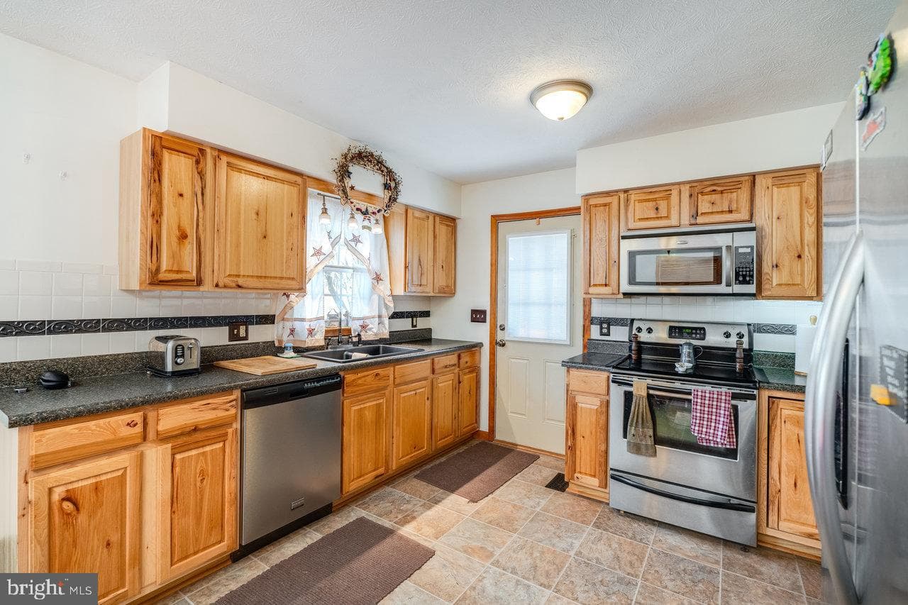 15573 Evergreen Valley Road photo 16