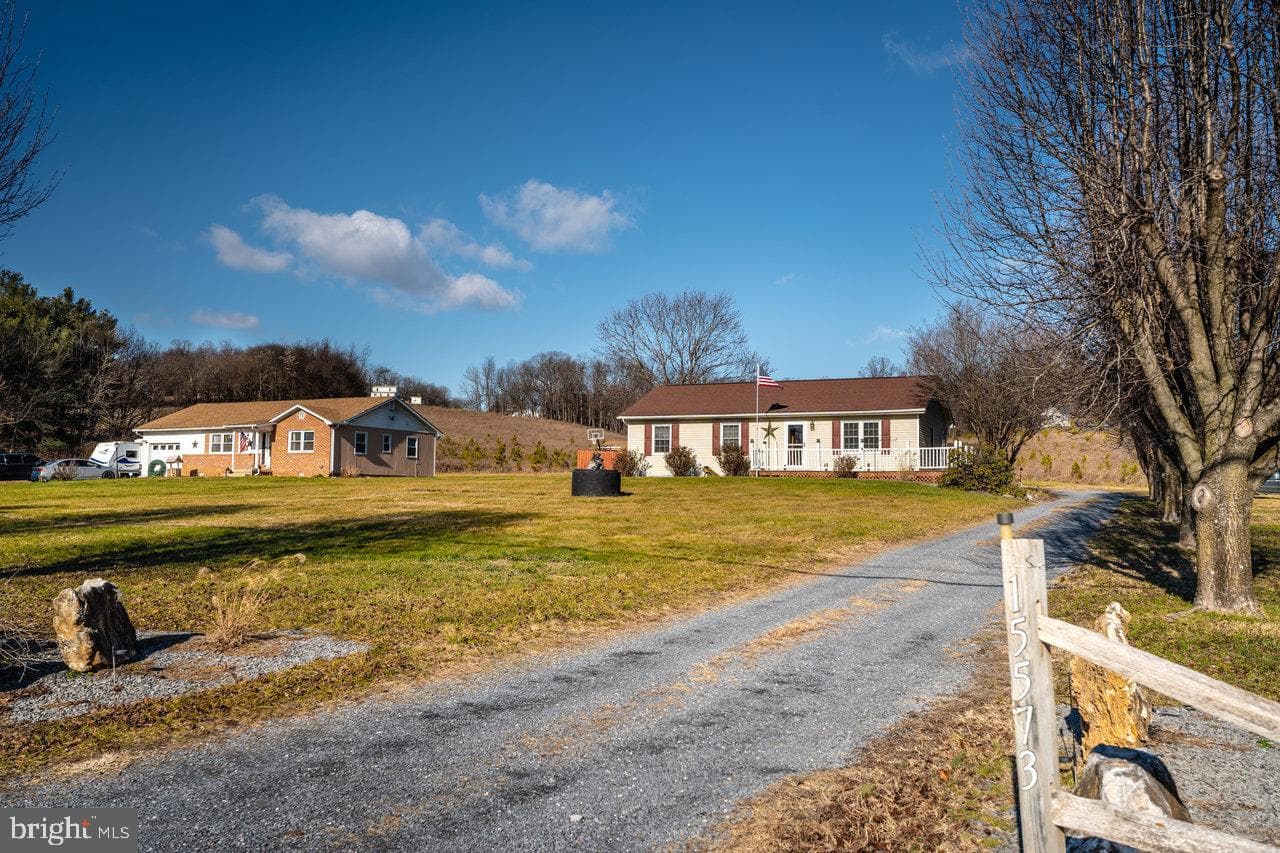 15573 Evergreen Valley Road photo 2