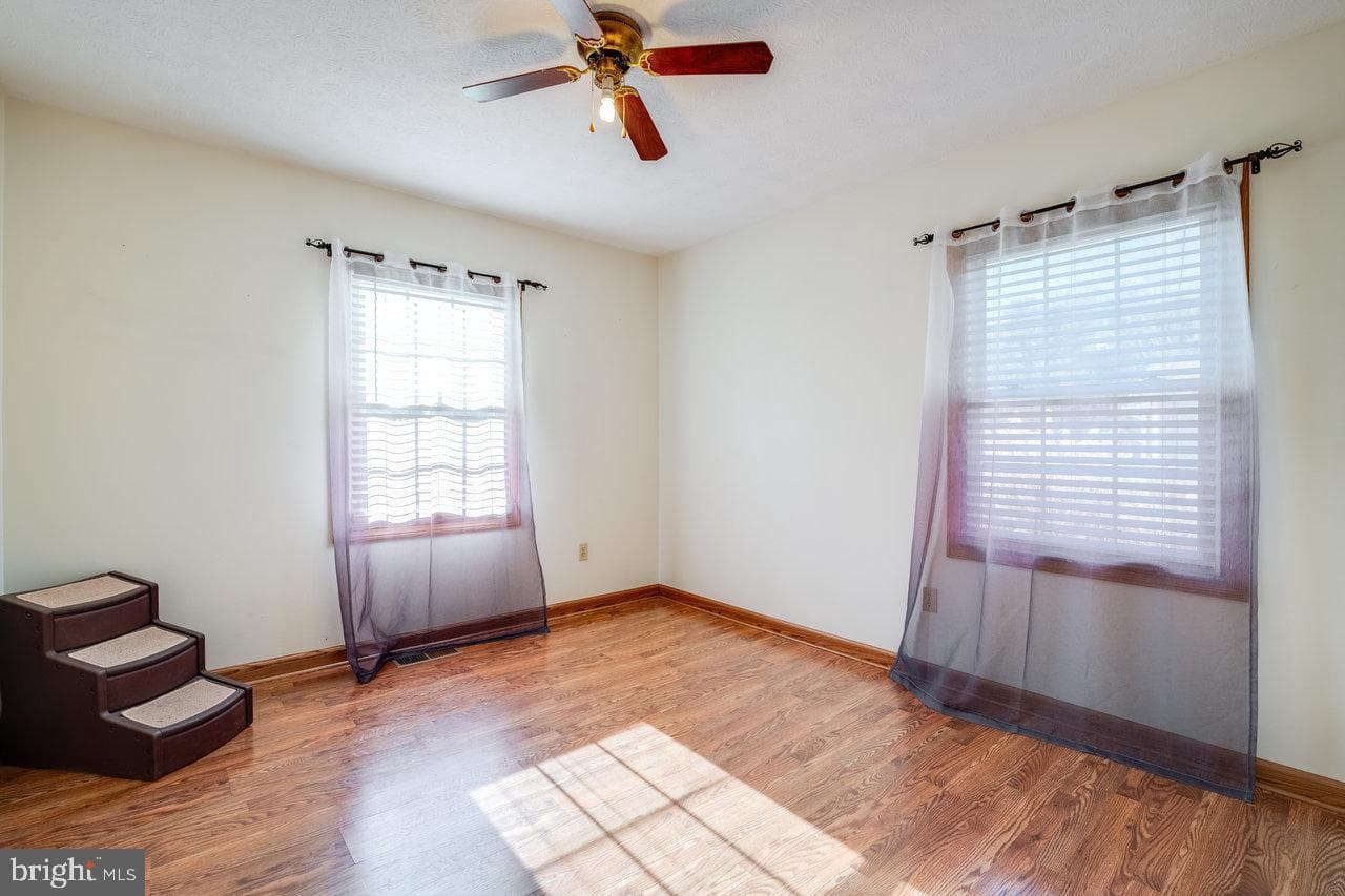 15573 Evergreen Valley Road photo 23