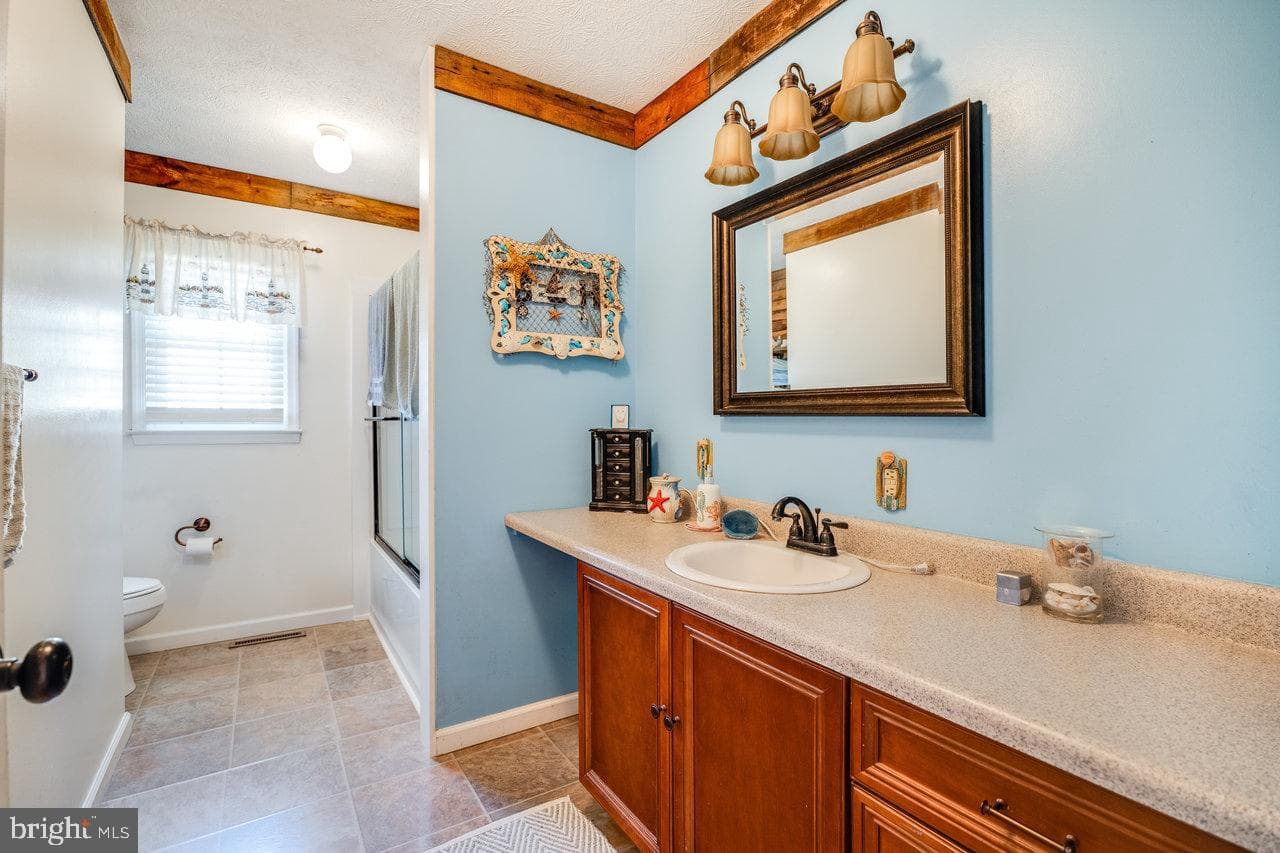 15573 Evergreen Valley Road photo 29