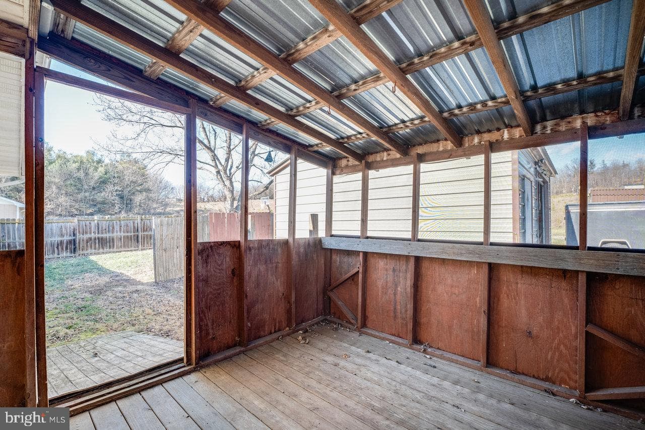 15573 Evergreen Valley Road photo 31
