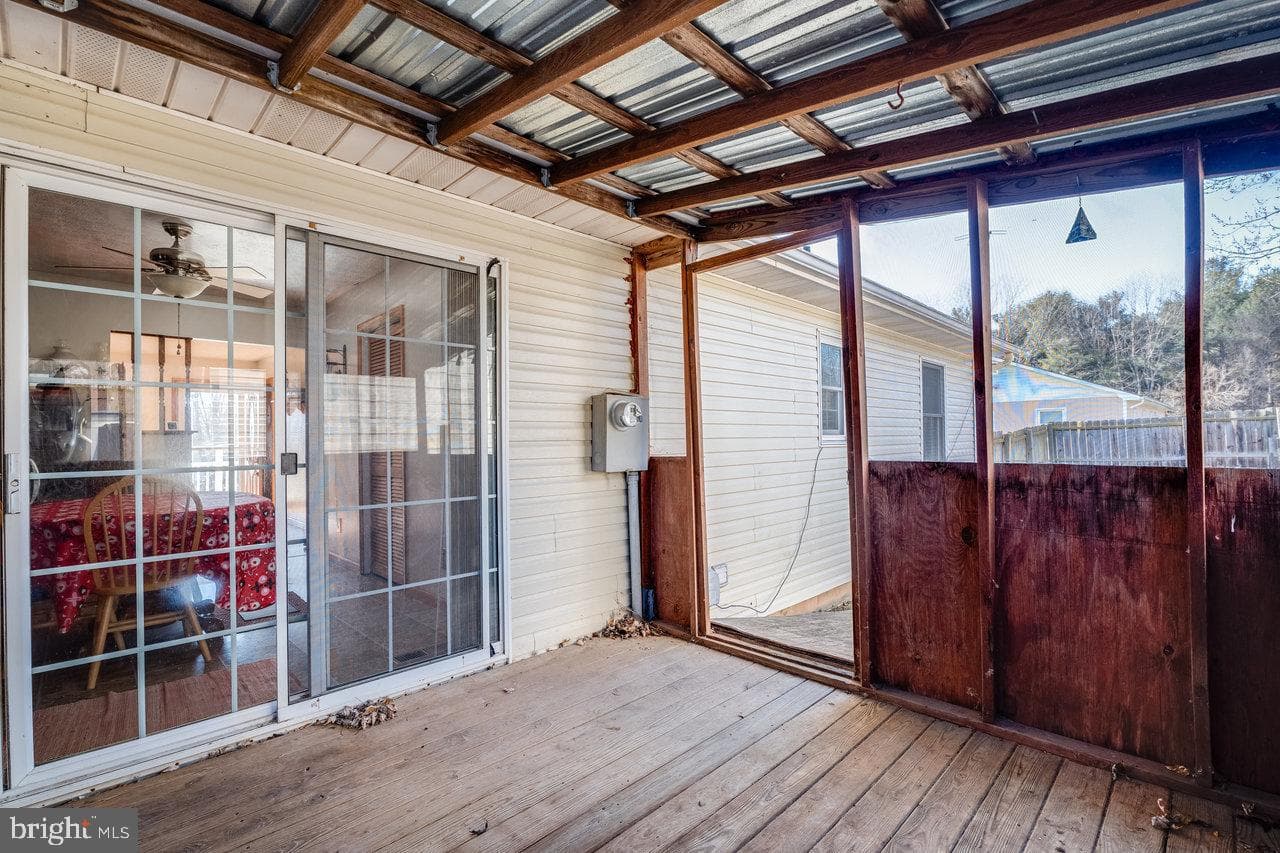 15573 Evergreen Valley Road photo 34