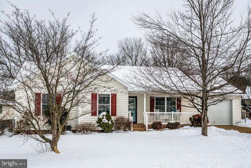 227 Rayann Lane photo 1