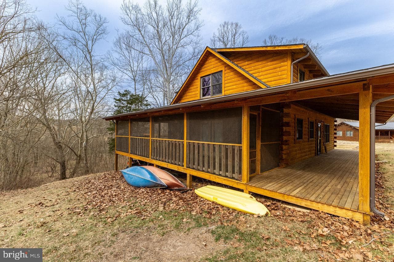 3523 Riverbend Drive photo 4