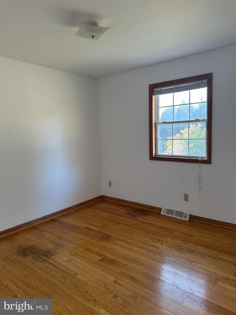 15521 New Market Road photo 13