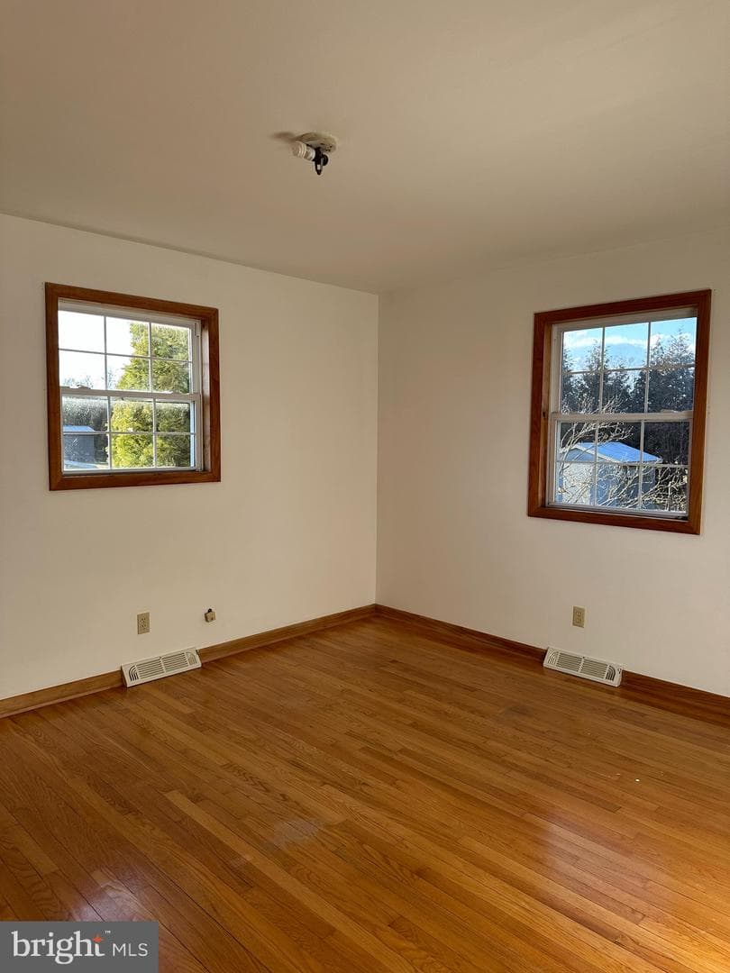 15521 New Market Road photo 14