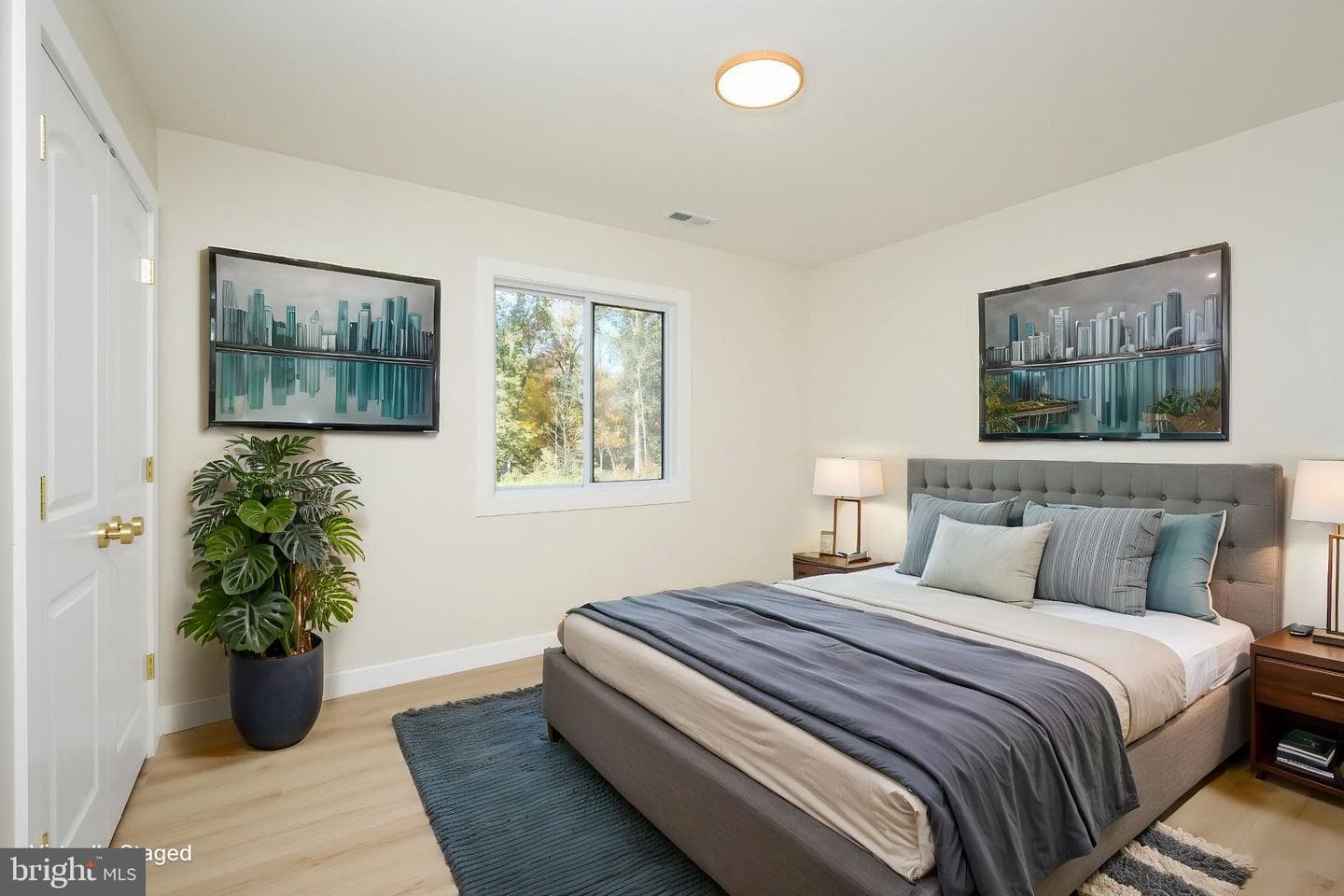 10233 Dalmatian Dr photo 27
