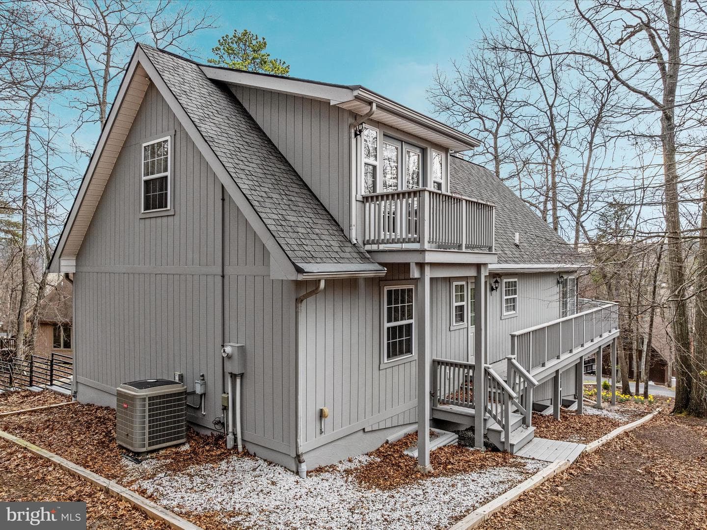 130 Rainier Road photo 50