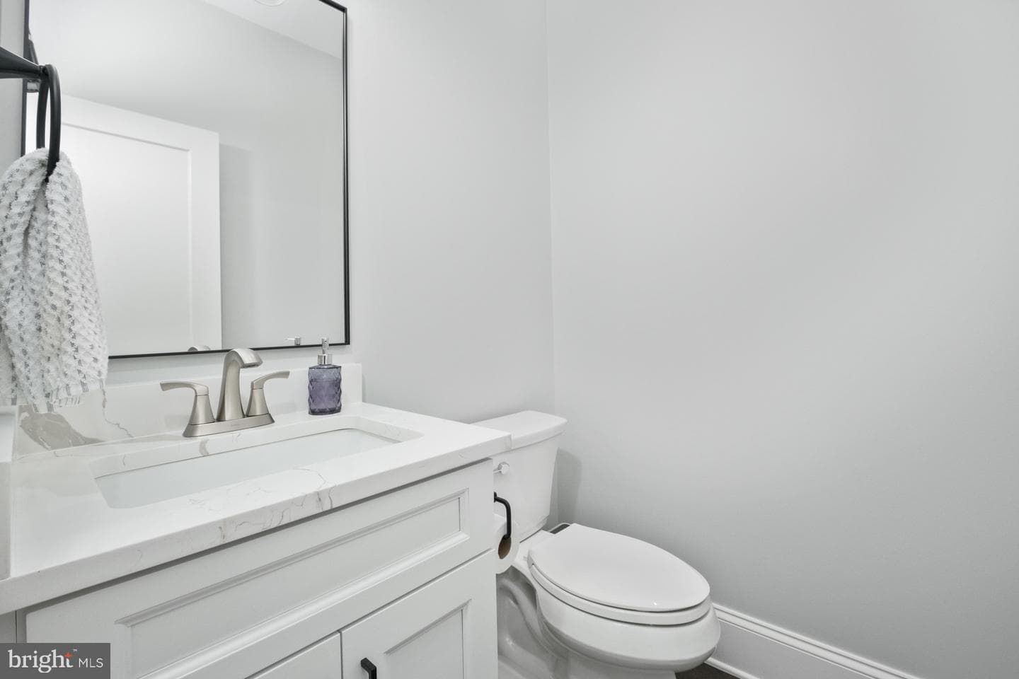 286 Claremont Ave photo 43