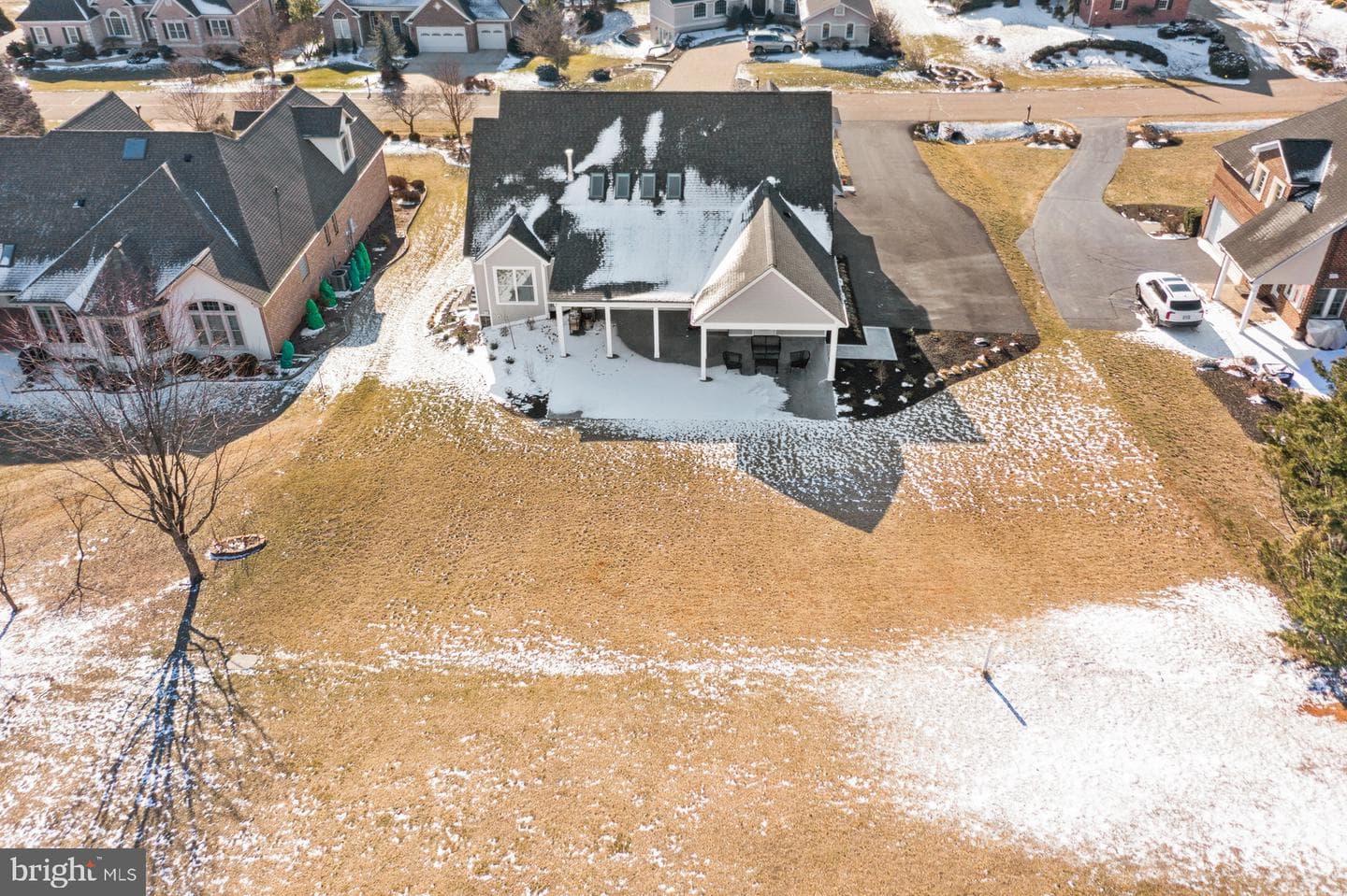 286 Claremont Ave photo 44