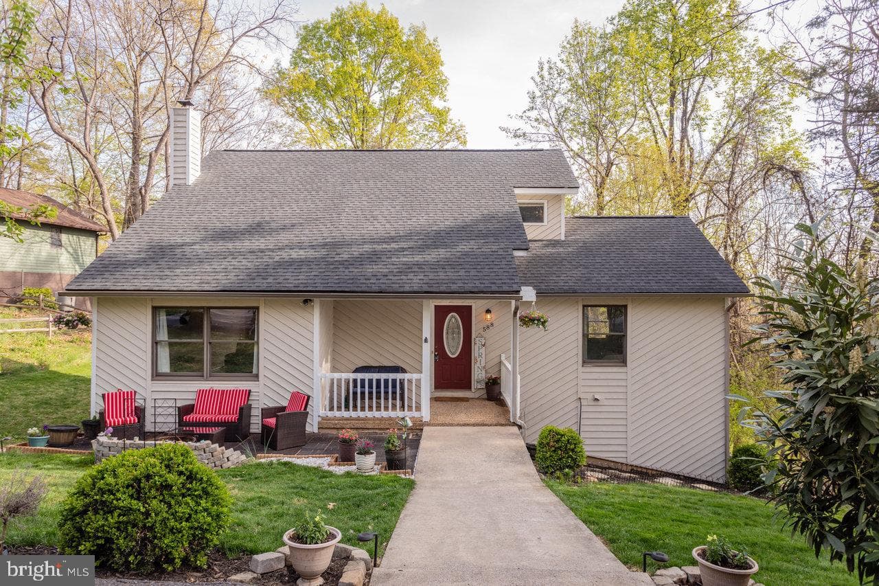 588 Flower Drive