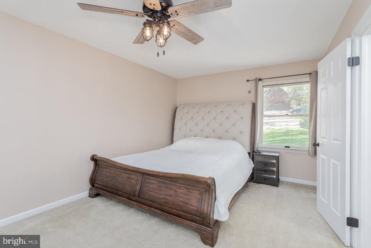 588 Flower Drive photo 17