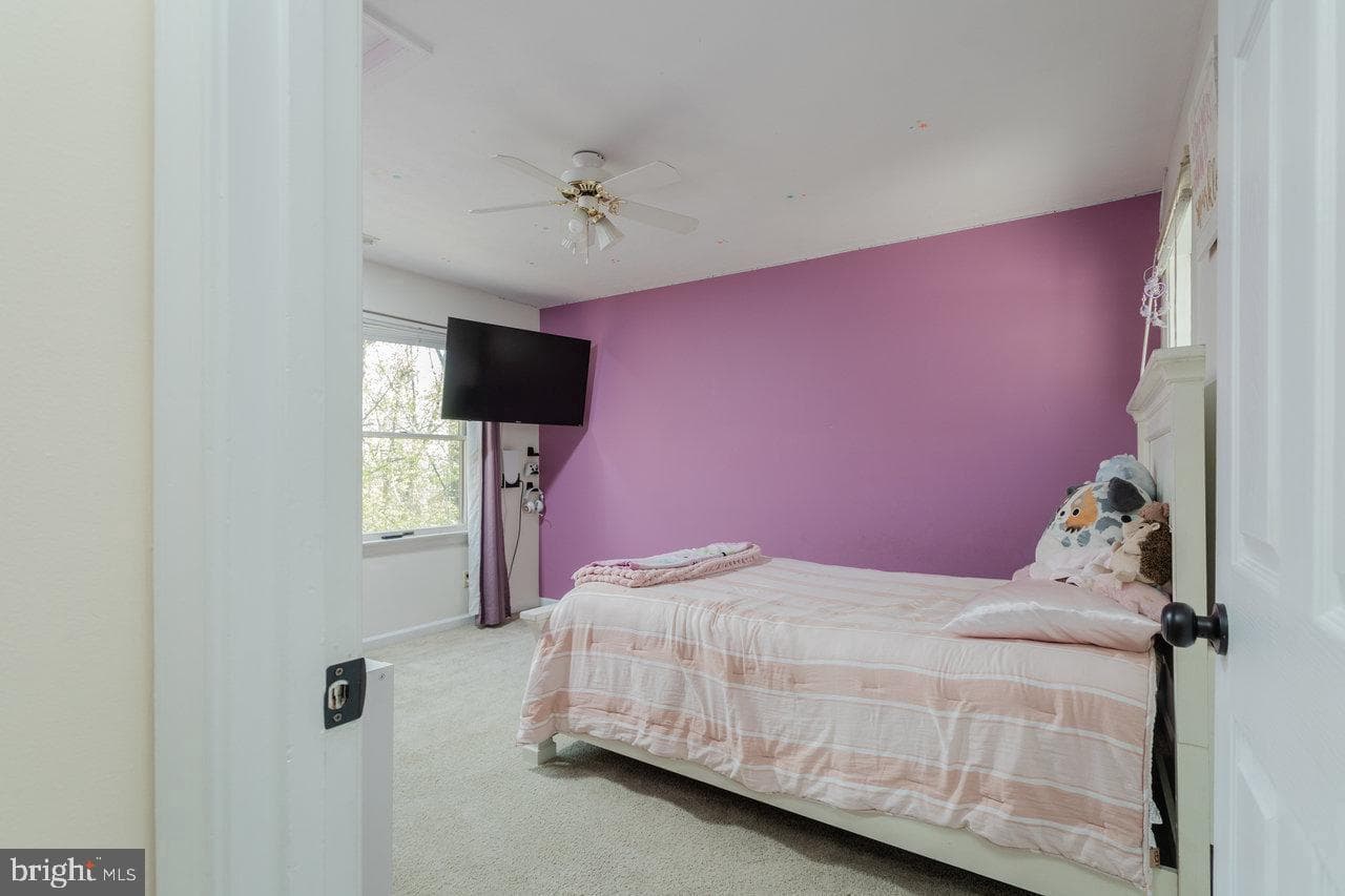588 Flower Drive photo 27