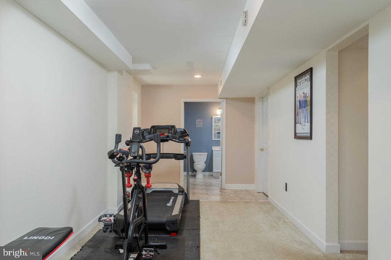 588 Flower Drive photo 31