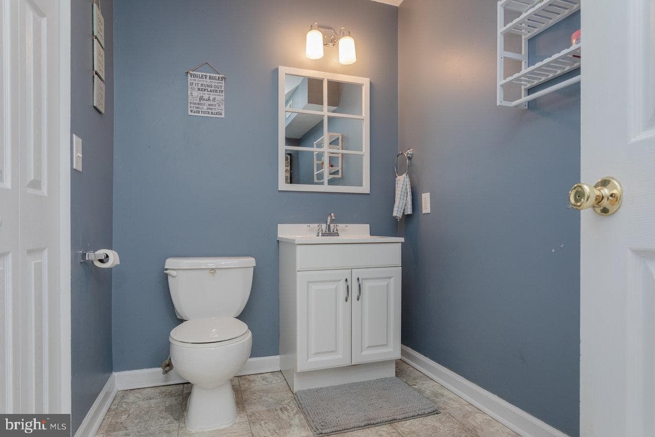588 Flower Drive photo 33