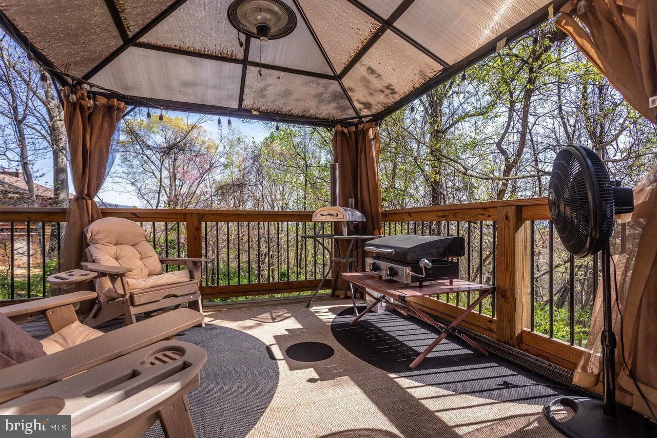 588 Flower Drive photo 40