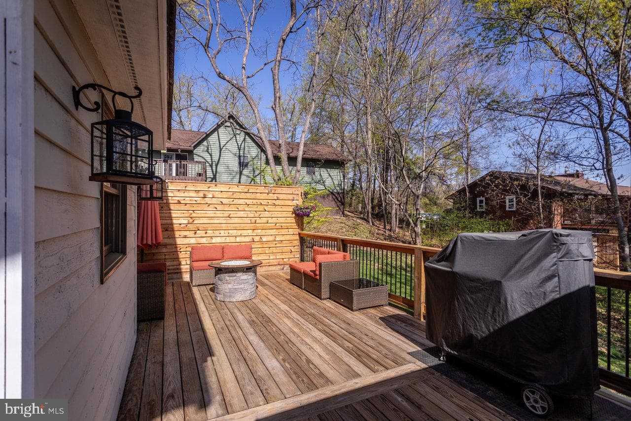 588 Flower Drive photo 41