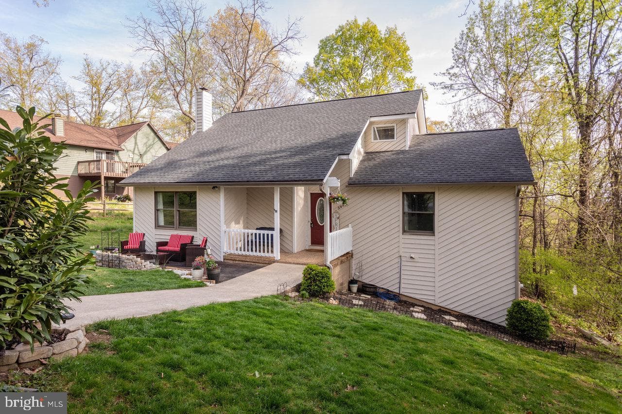 588 Flower Drive photo 46