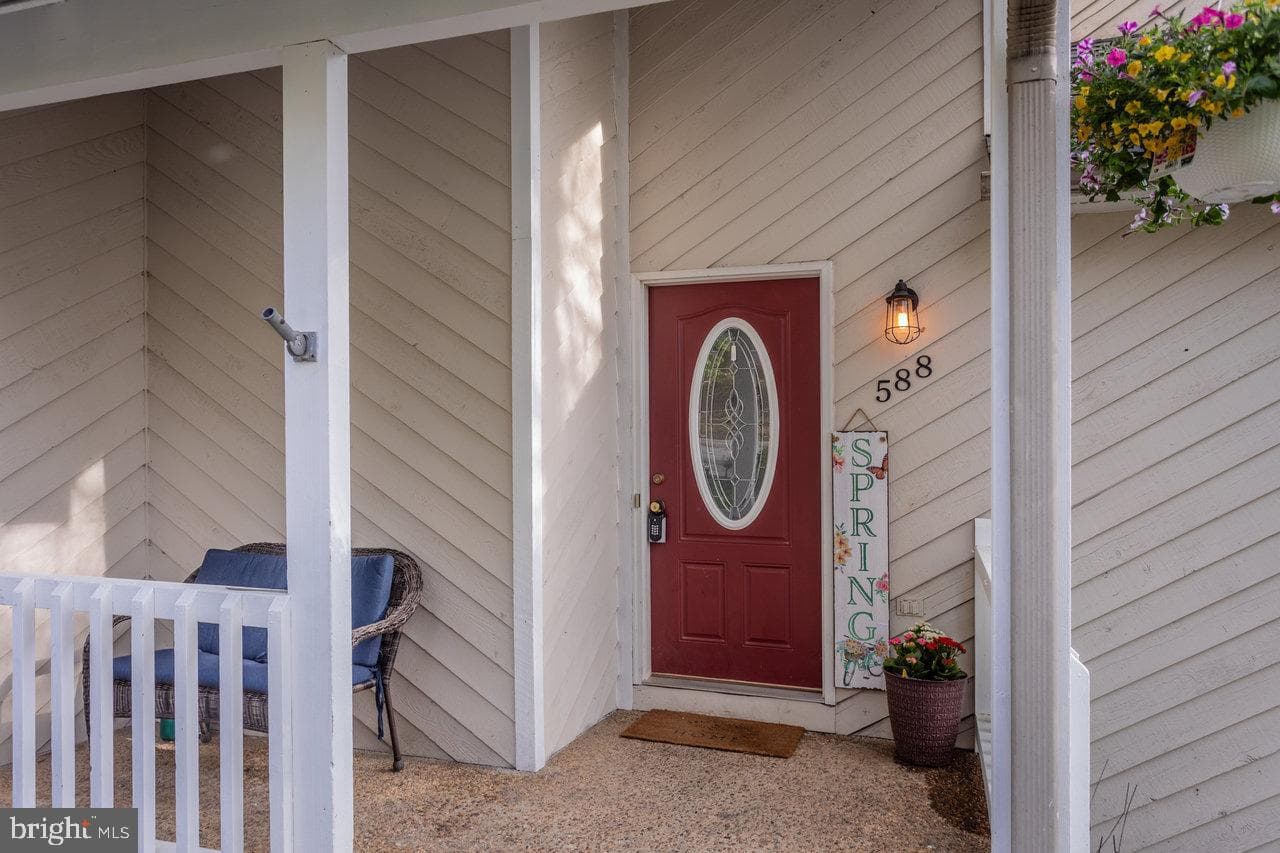 588 Flower Drive photo 49