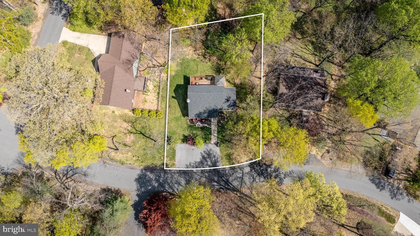 588 Flower Drive photo 53