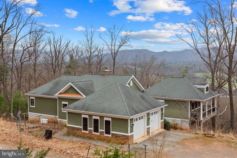 9586 Brunk Spring Lane photo 2