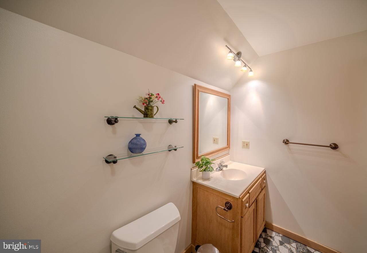 15799 N Mountain Road photo 29