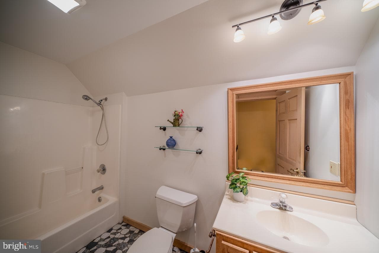 15799 N Mountain Road photo 30