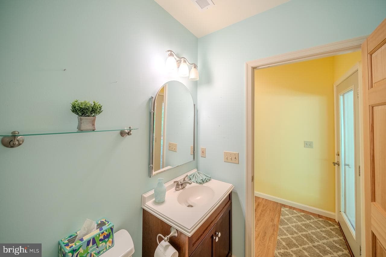 15799 N Mountain Road photo 5