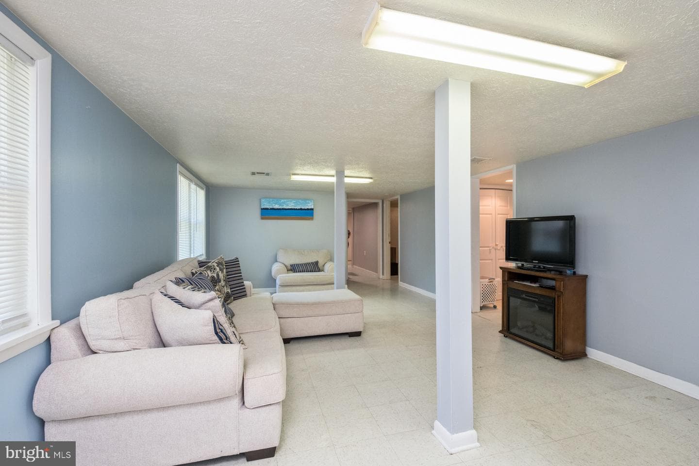 16998 E Summit Avenue photo 23