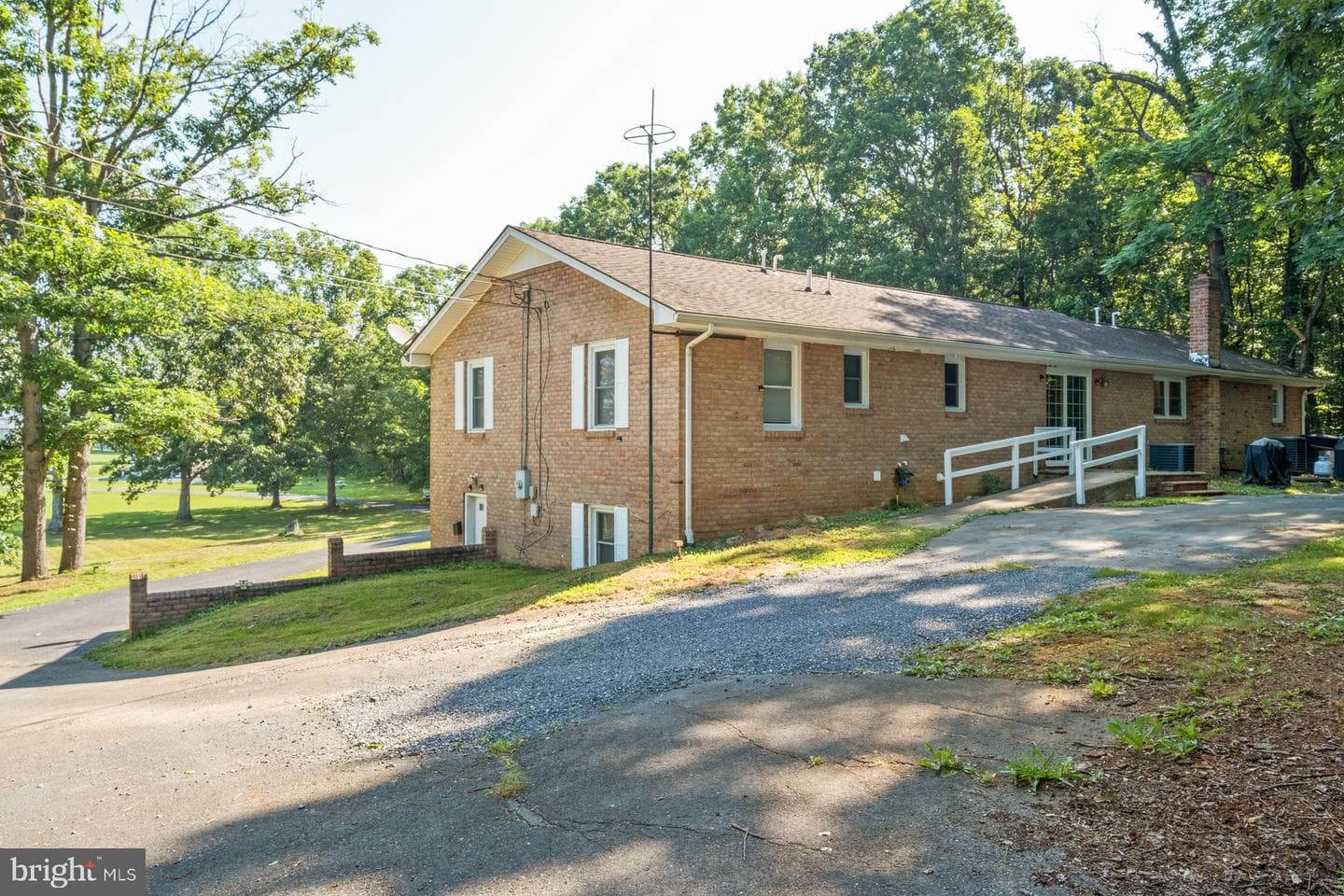 16998 E Summit Avenue photo 30