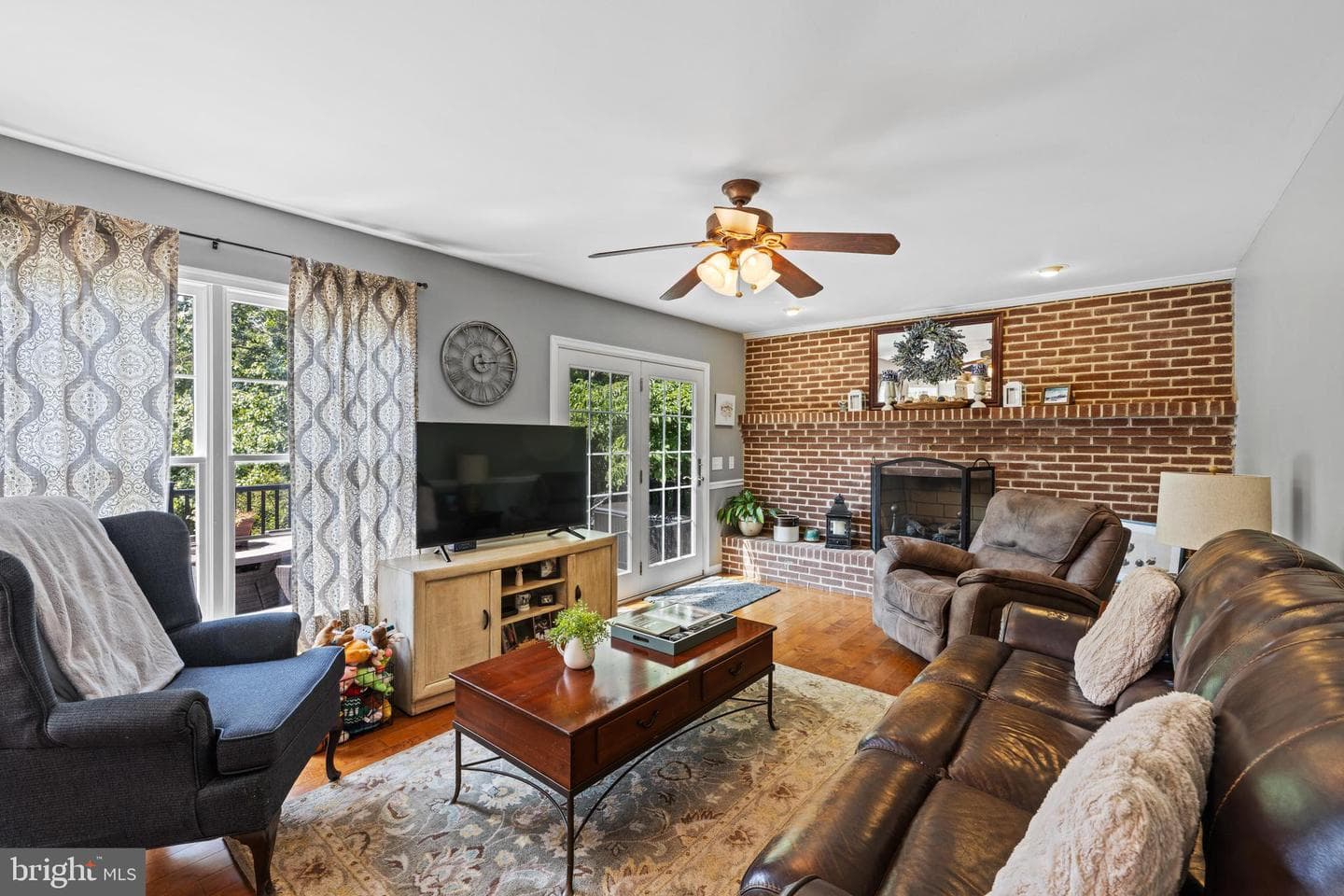 111 Mirandy Court photo 14