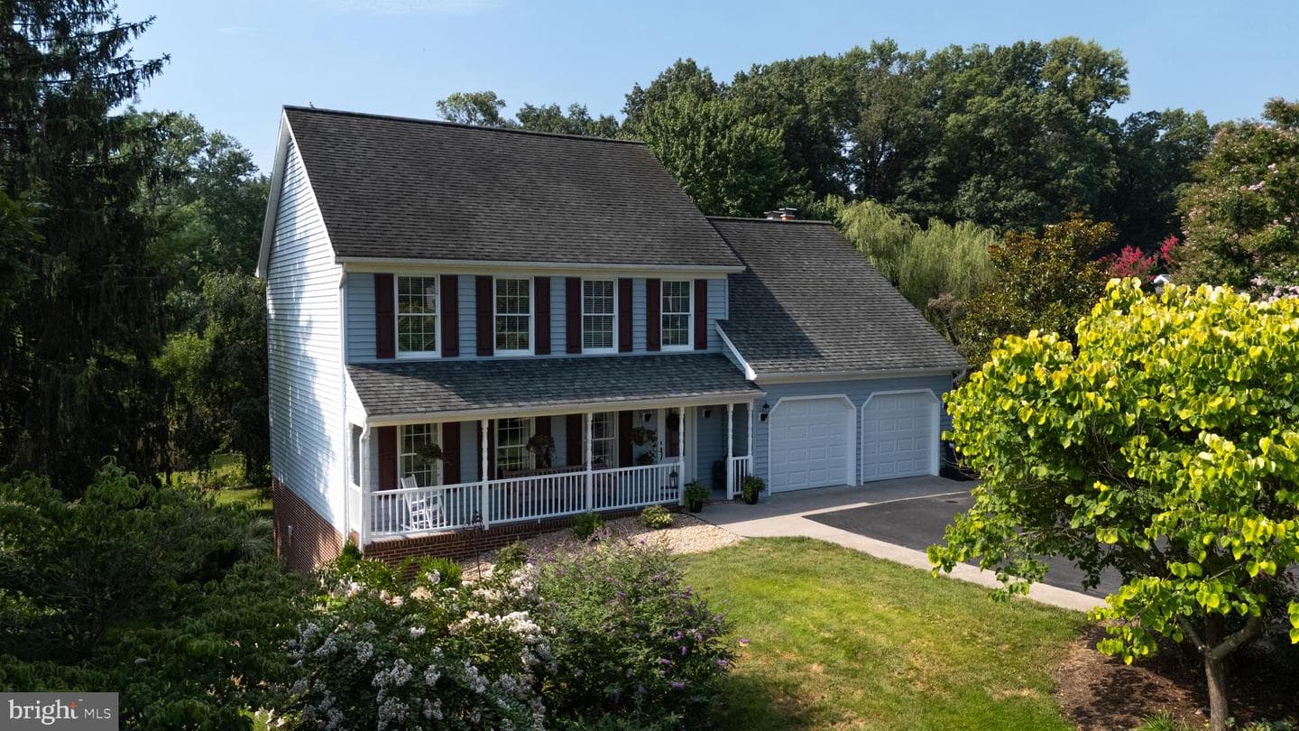 111 Mirandy Court photo 5