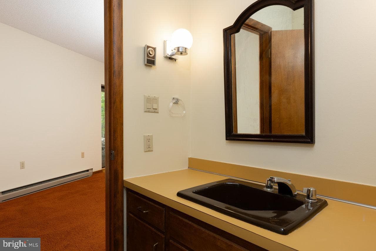130 Congers Ln photo 24