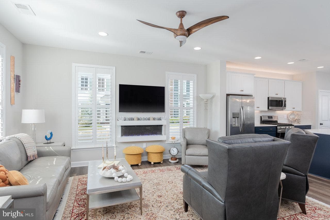 3452 Crepe Myrtle photo 10