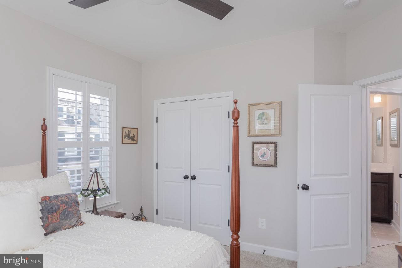 3452 Crepe Myrtle photo 37