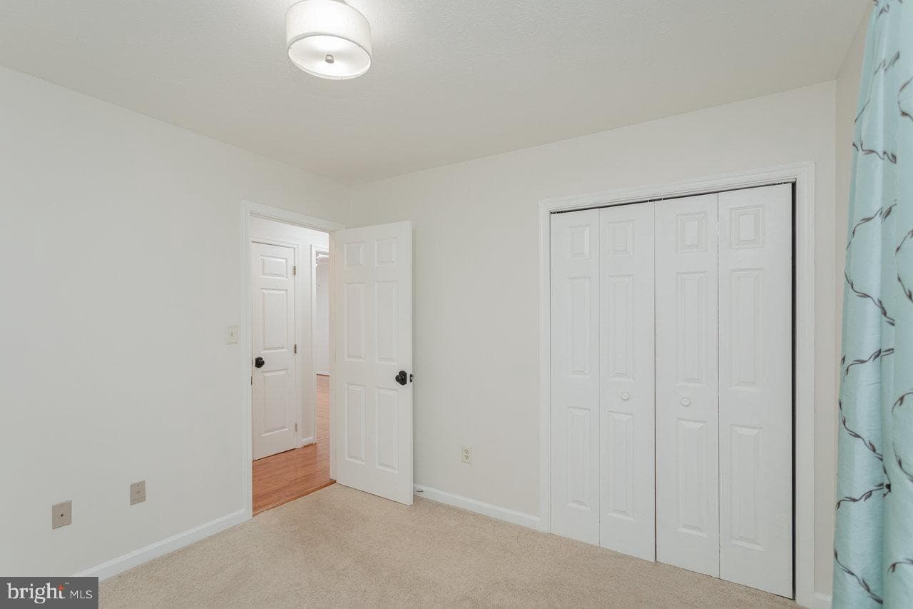 452 Passage Lane photo 26