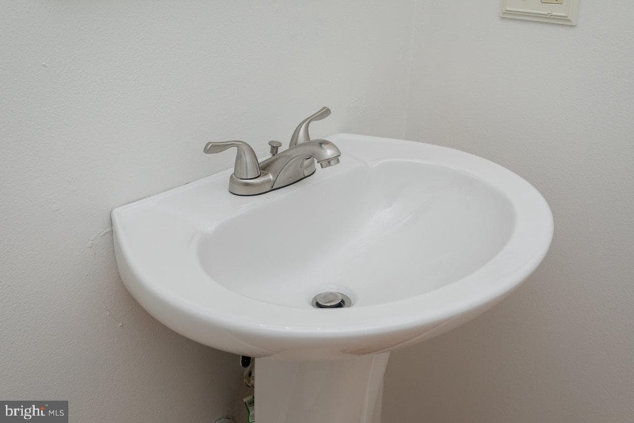 452 Passage Lane photo 35