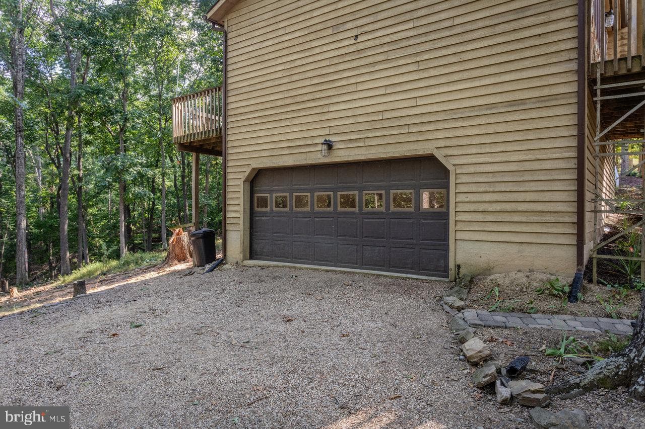 452 Passage Lane photo 43