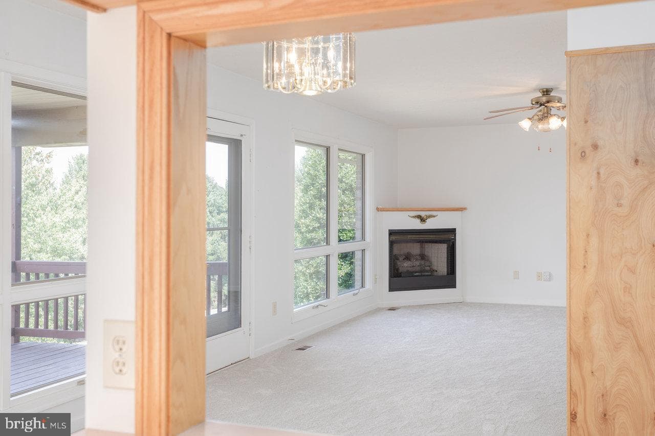 624 Erickson Avenue photo 37
