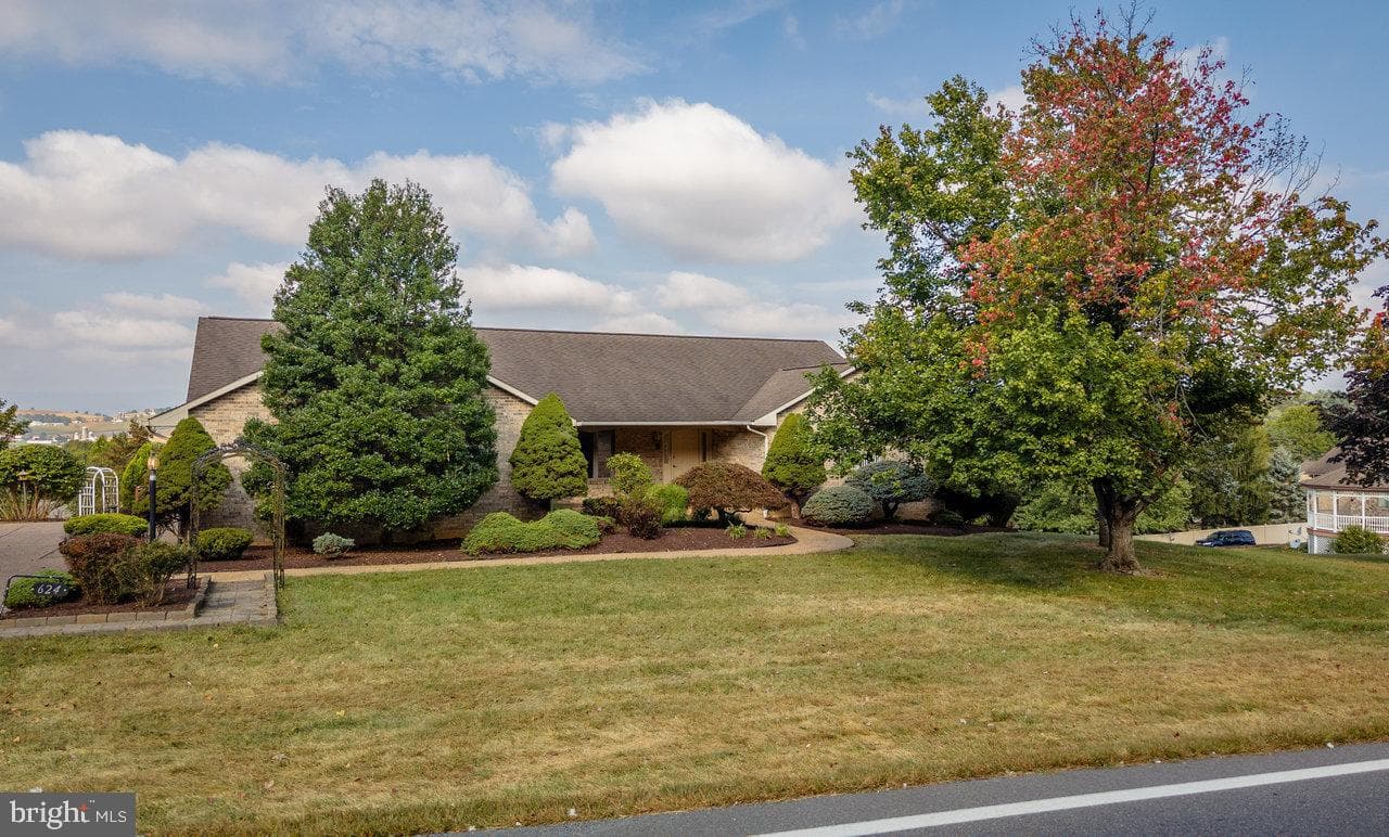 624 Erickson Avenue photo 57