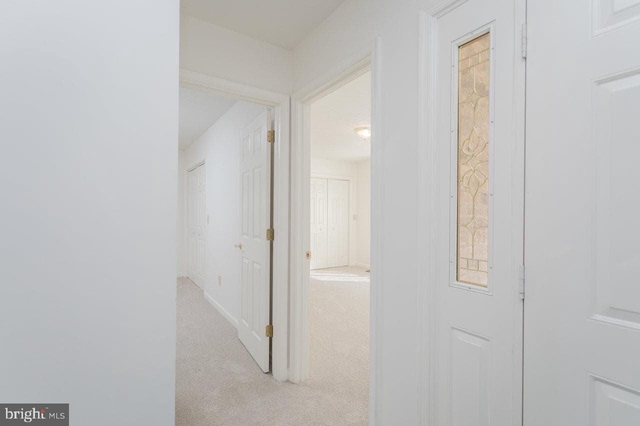 624 Erickson Avenue photo 7