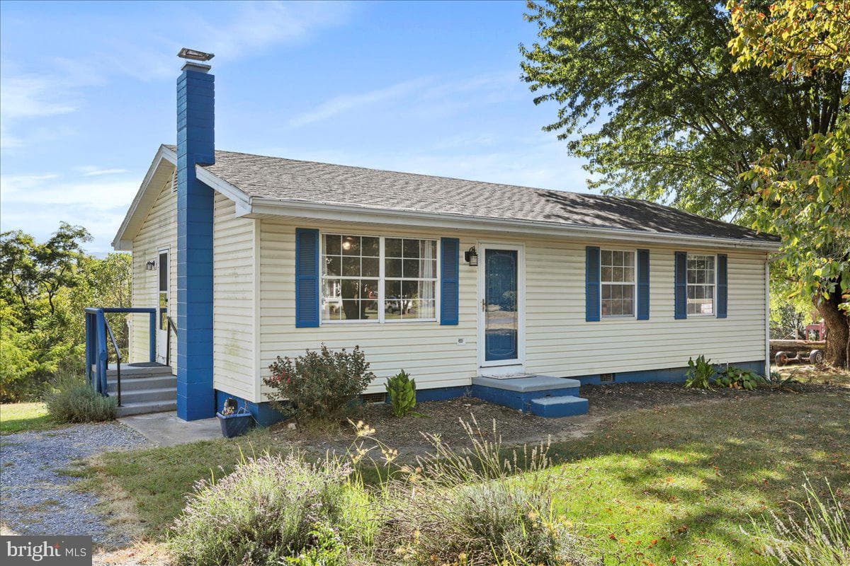 8700 Lacey Heights Avenue