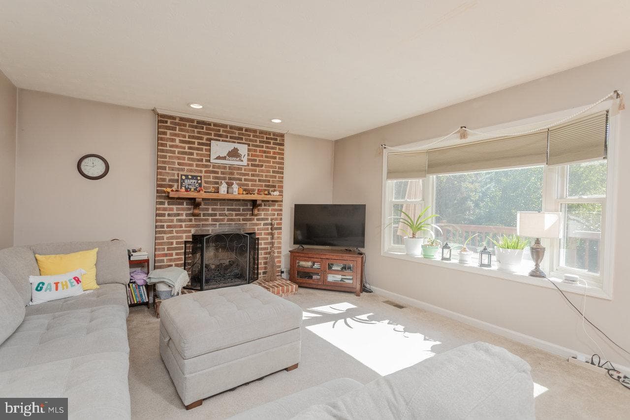 1480 Bluewater Road photo 15